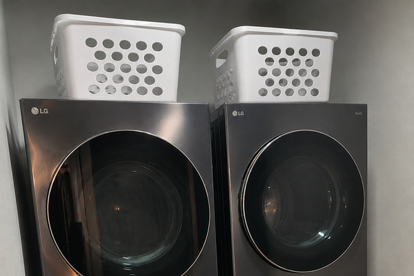 2nd laundry area