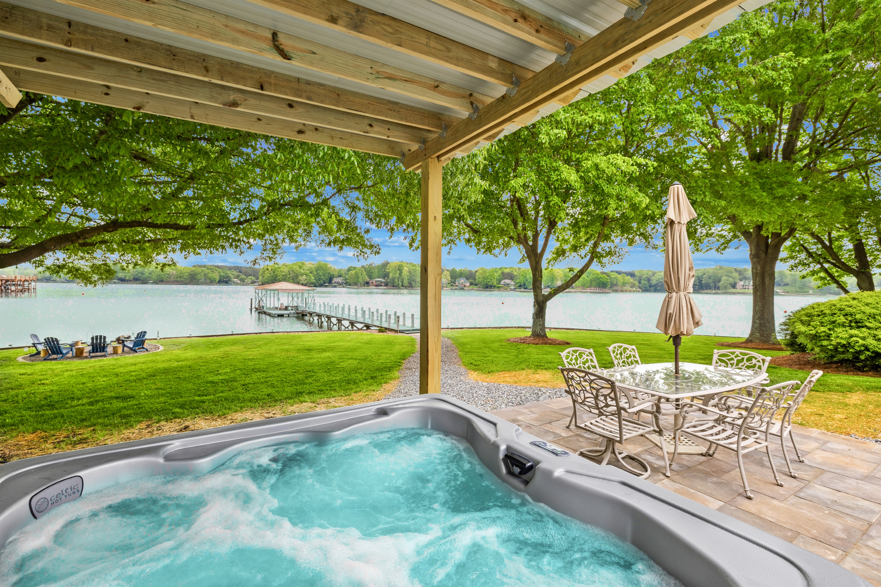 Skipper's Lighthouse — Troutman, North Carolina — vacation rental