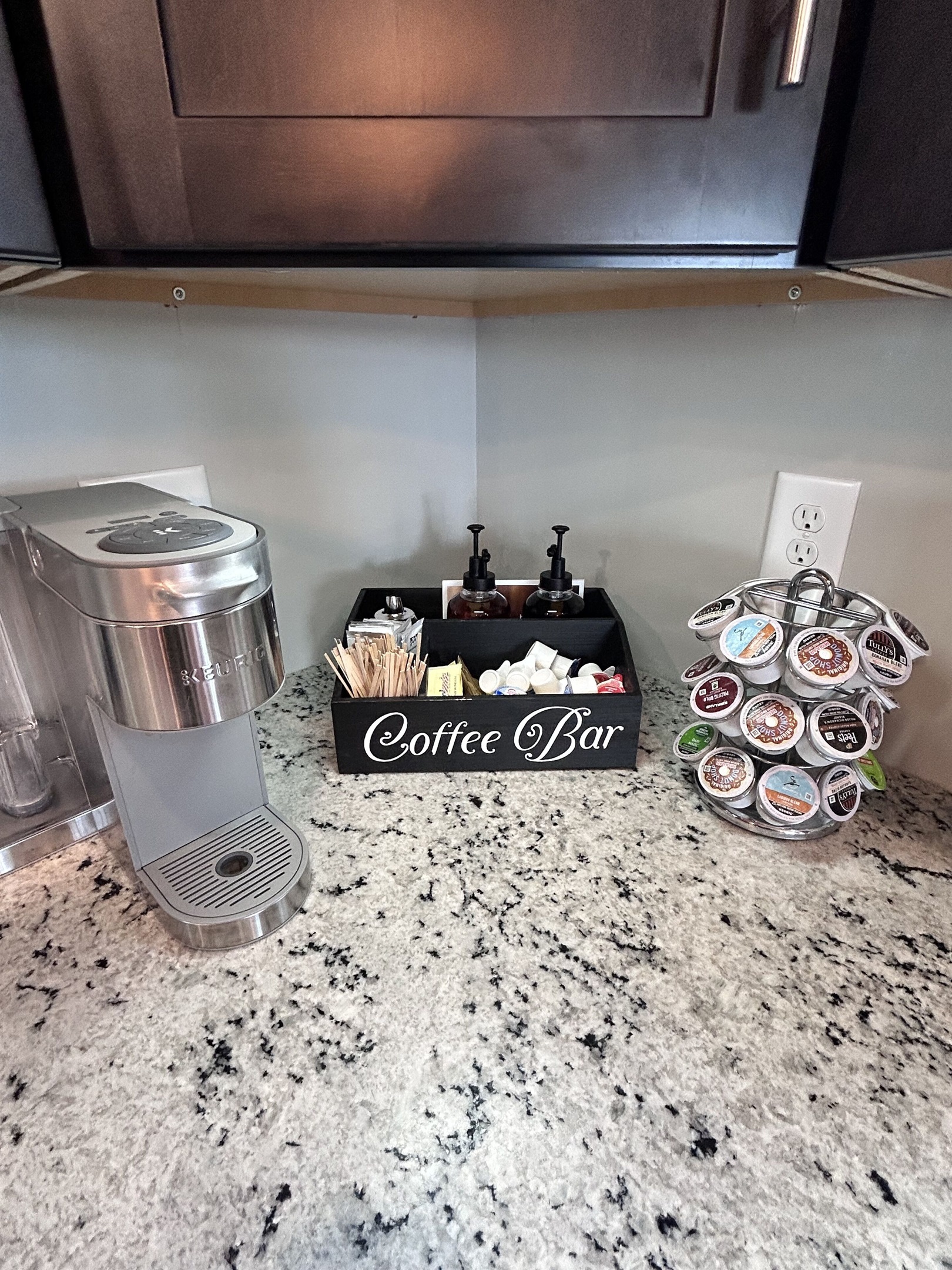 Keurig coffee maker with all the compliments!