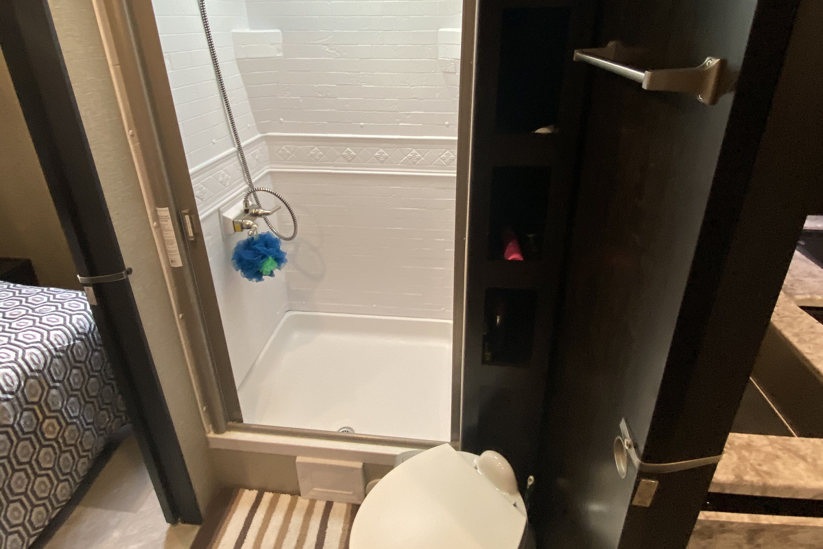 Full size shower. Enjoy getting clean with hot water wherever you are.