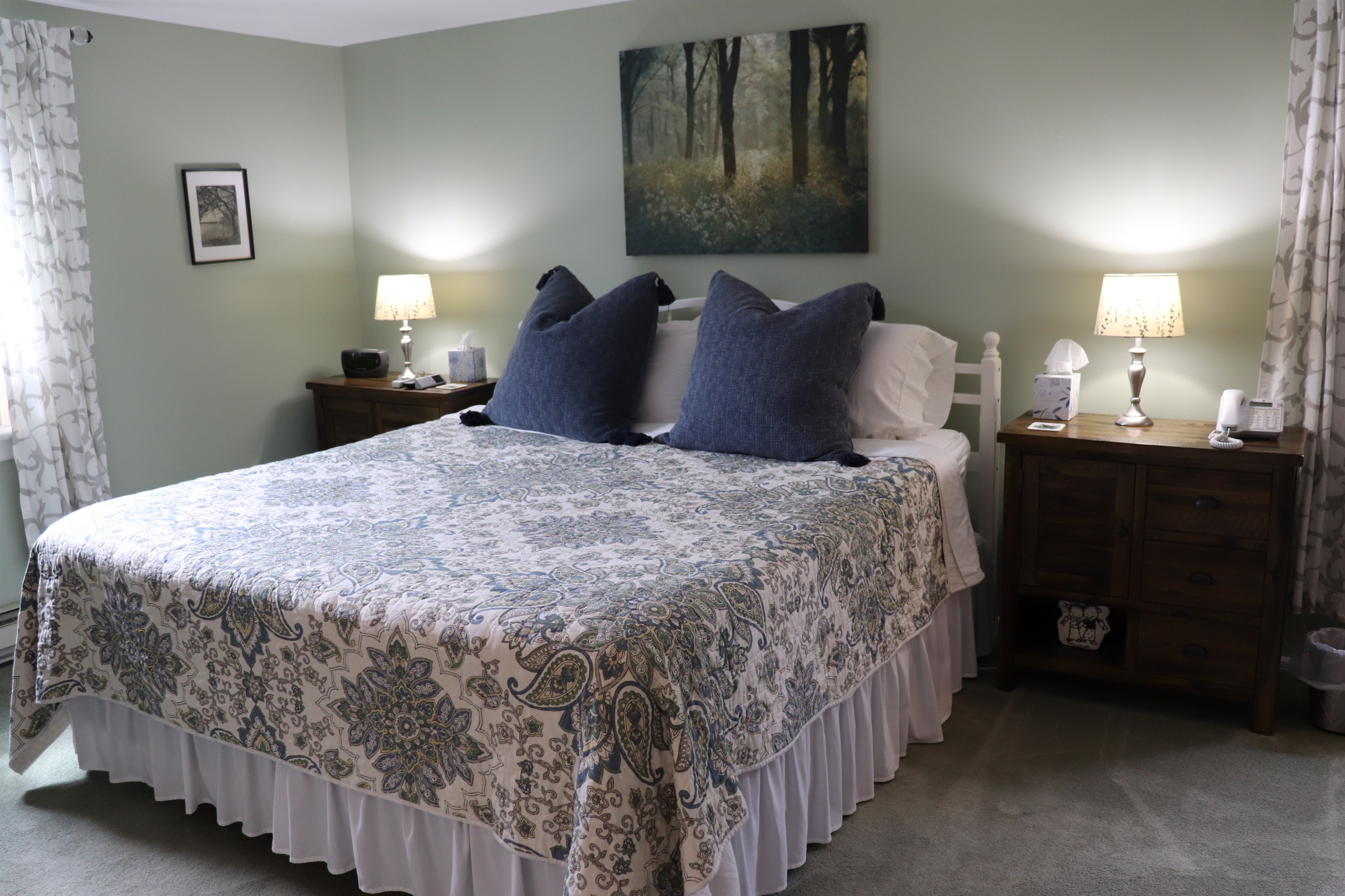 2nd floor King w/ ensuite