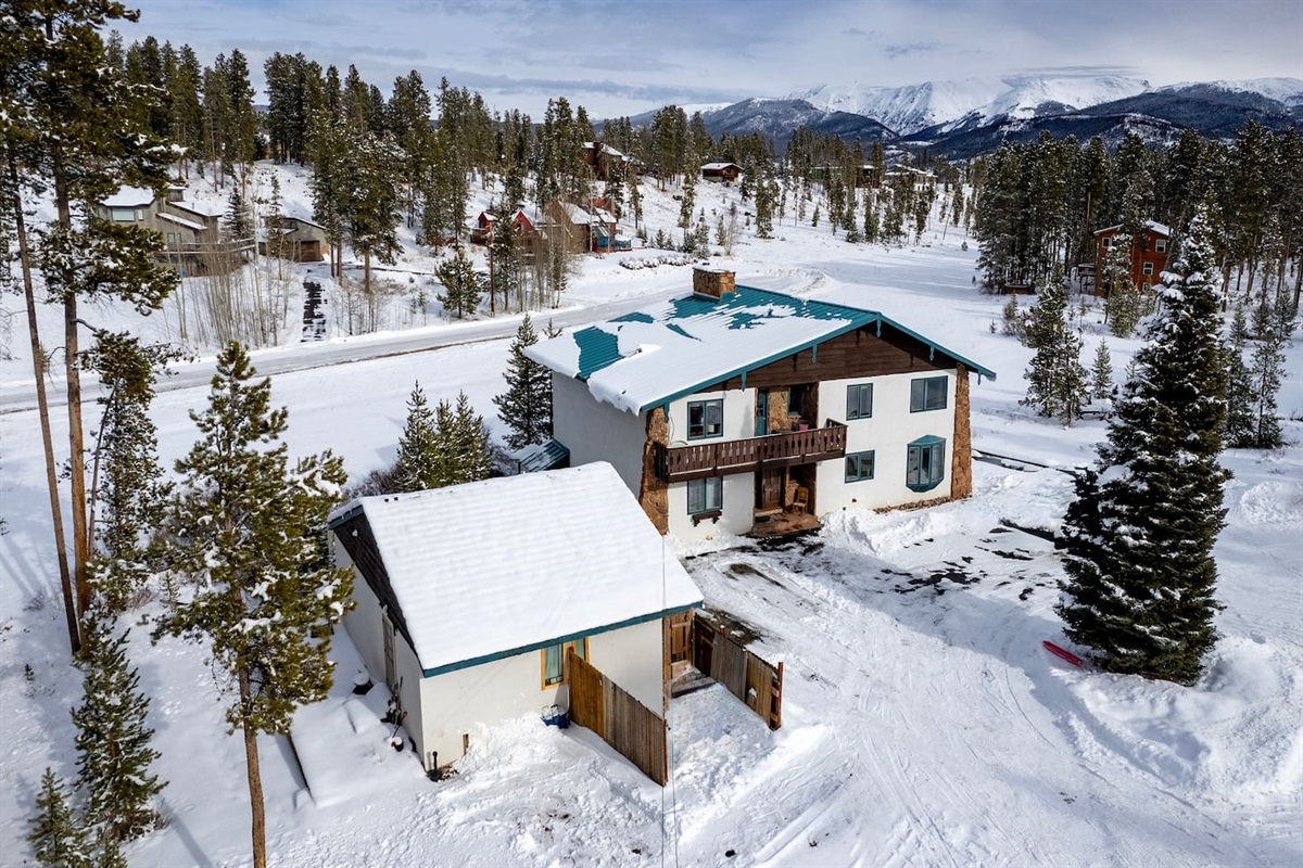 Caretakers live in seperate house next door. 