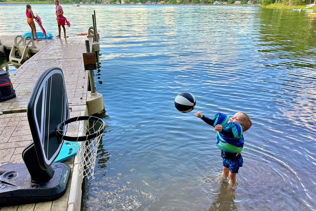 Water Basketball Hoop