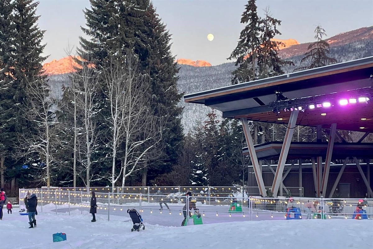 Ice skating rink at Whistler Olympic Plaza in the heart of Whistler Village w/views of the surrounding mountains, Olympic Rings & 1000’s of festive lights. Less than 5 mins walk from our Best Whistler Rentals. Cost $9 for admission & rental skates