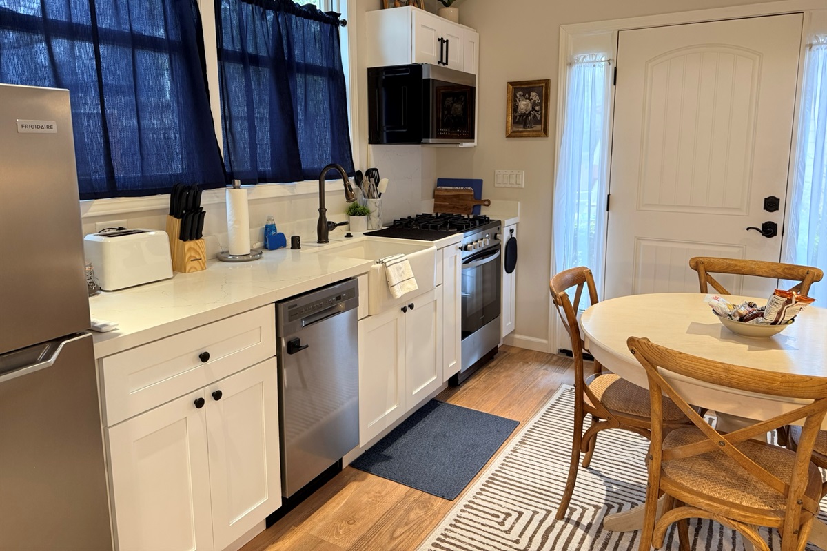 Kitchen/Dining