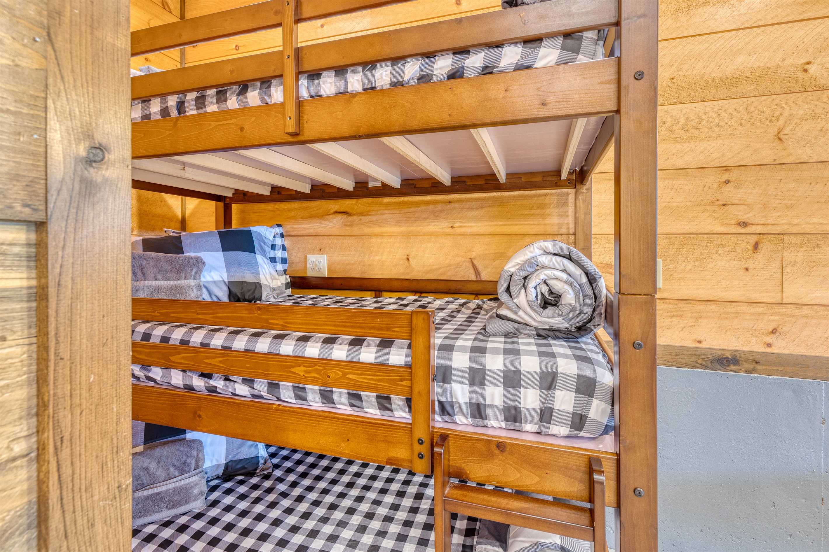Triple bunk nook. 