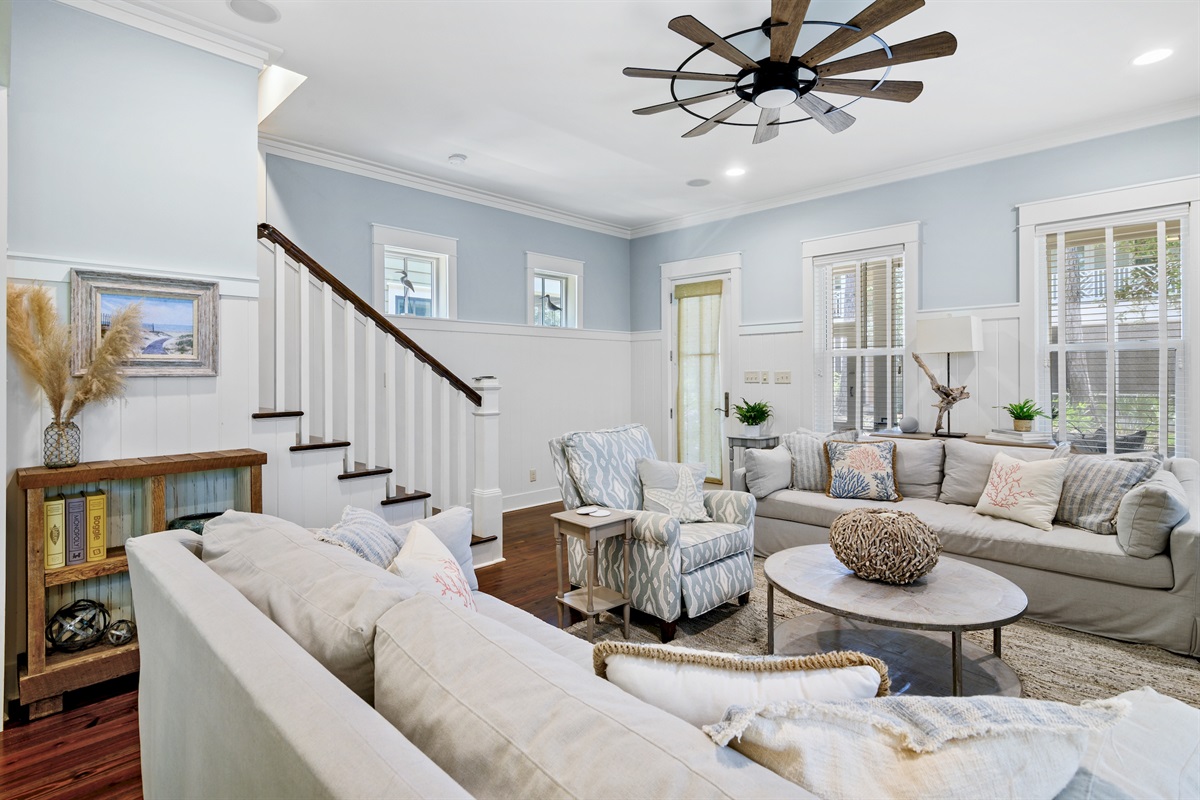 Comfortable seating for the whole group &mdash; ideal for movie nights, relaxing after the beach, or unwinding together.