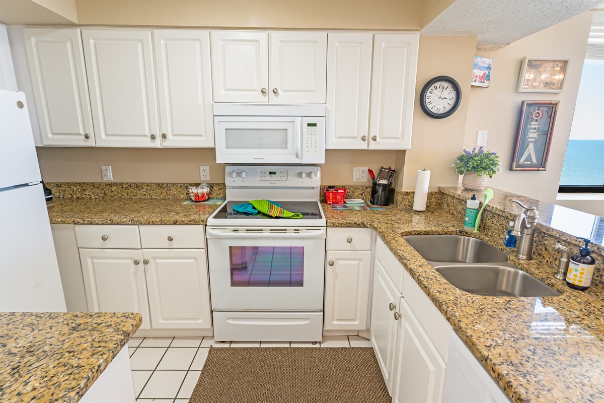 Large Kitchen Area