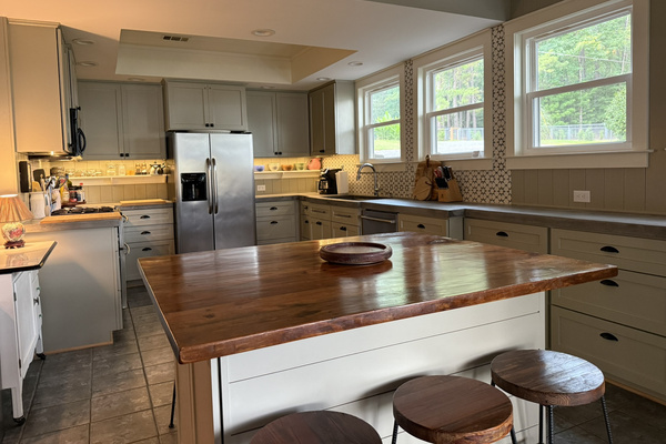 Kitchen with Seating at Island