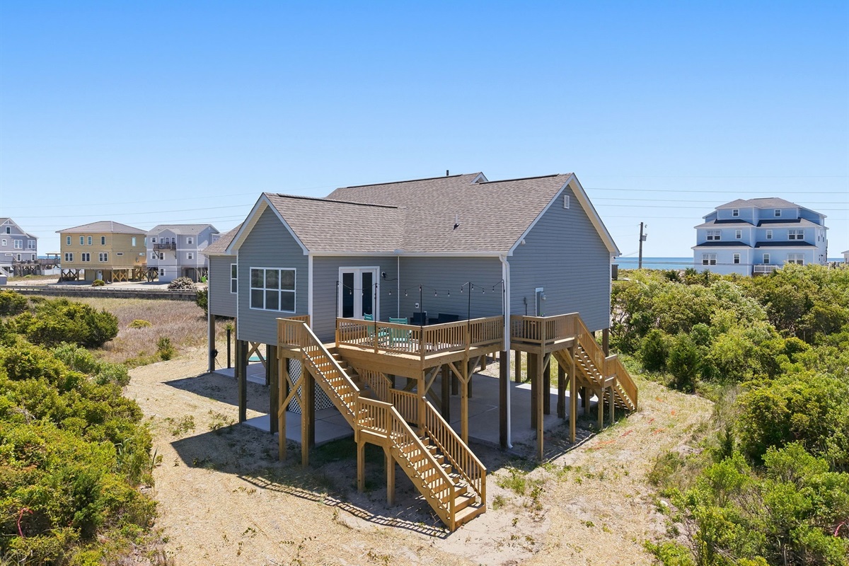 Private back deck overlooking peaceful coastal marsh&mdash;ideal for unwinding