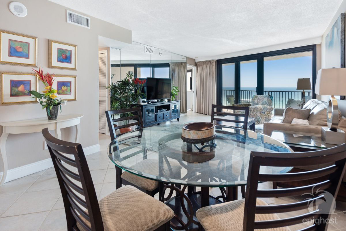 Dining area with seating for six and gulf views