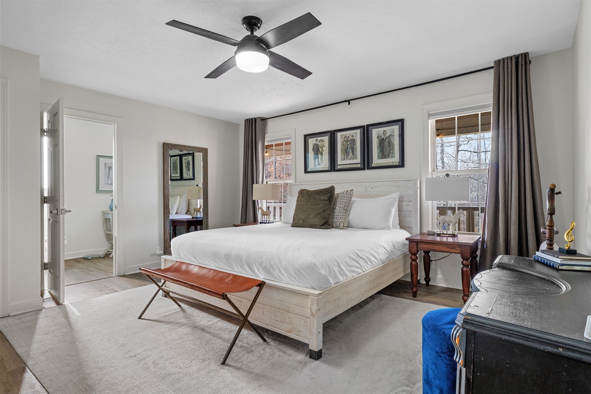 Hargrove bedroom (primary) with King, DreamCloud mattress.