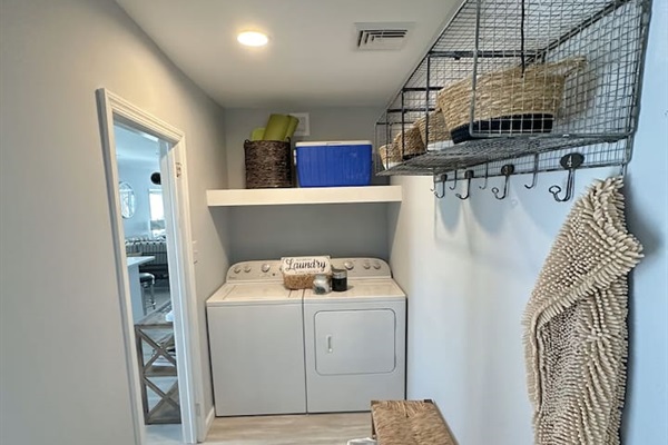 Full Laundry with door
