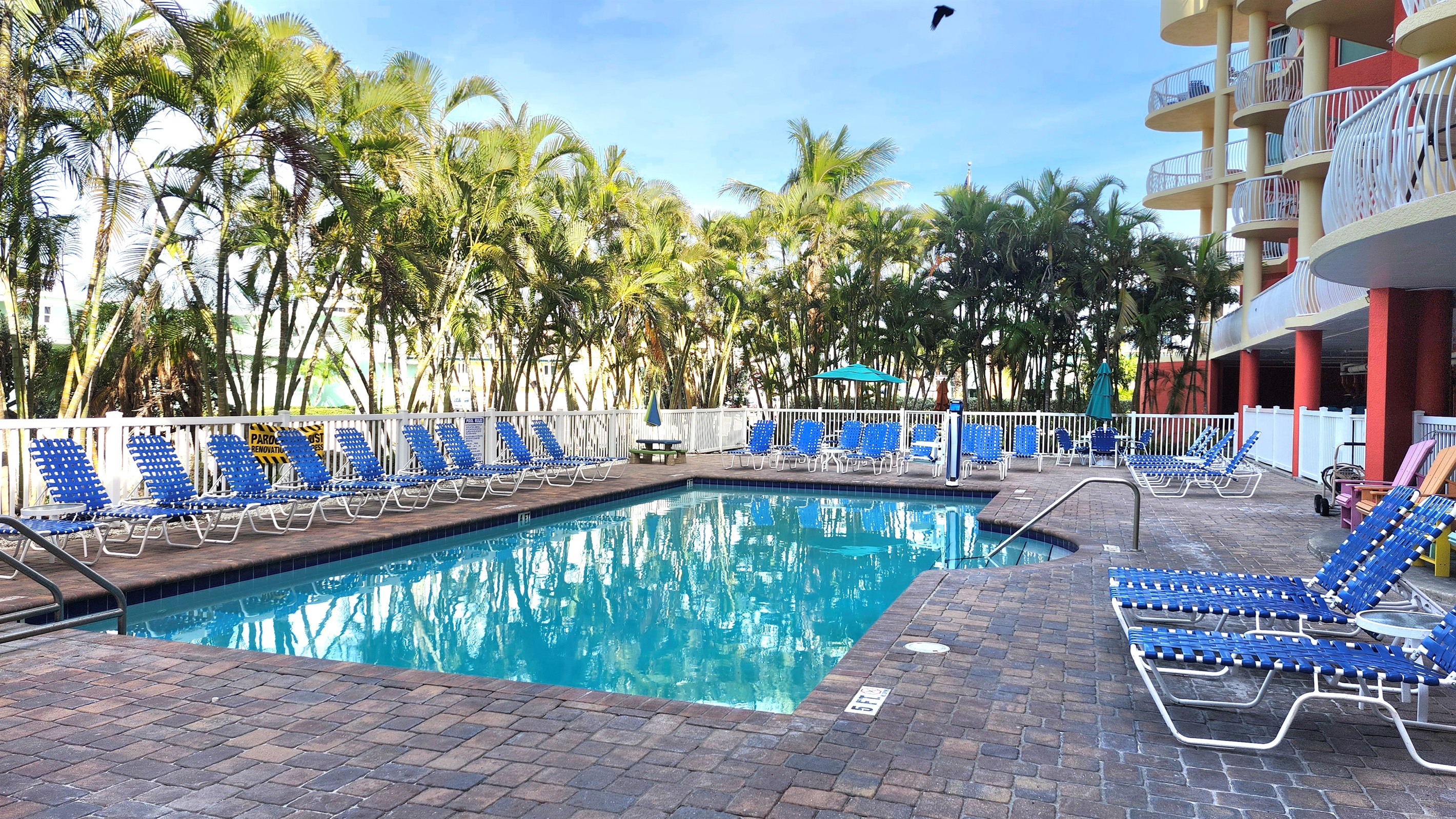 August Beach Vacation Specials – Book Today! 4