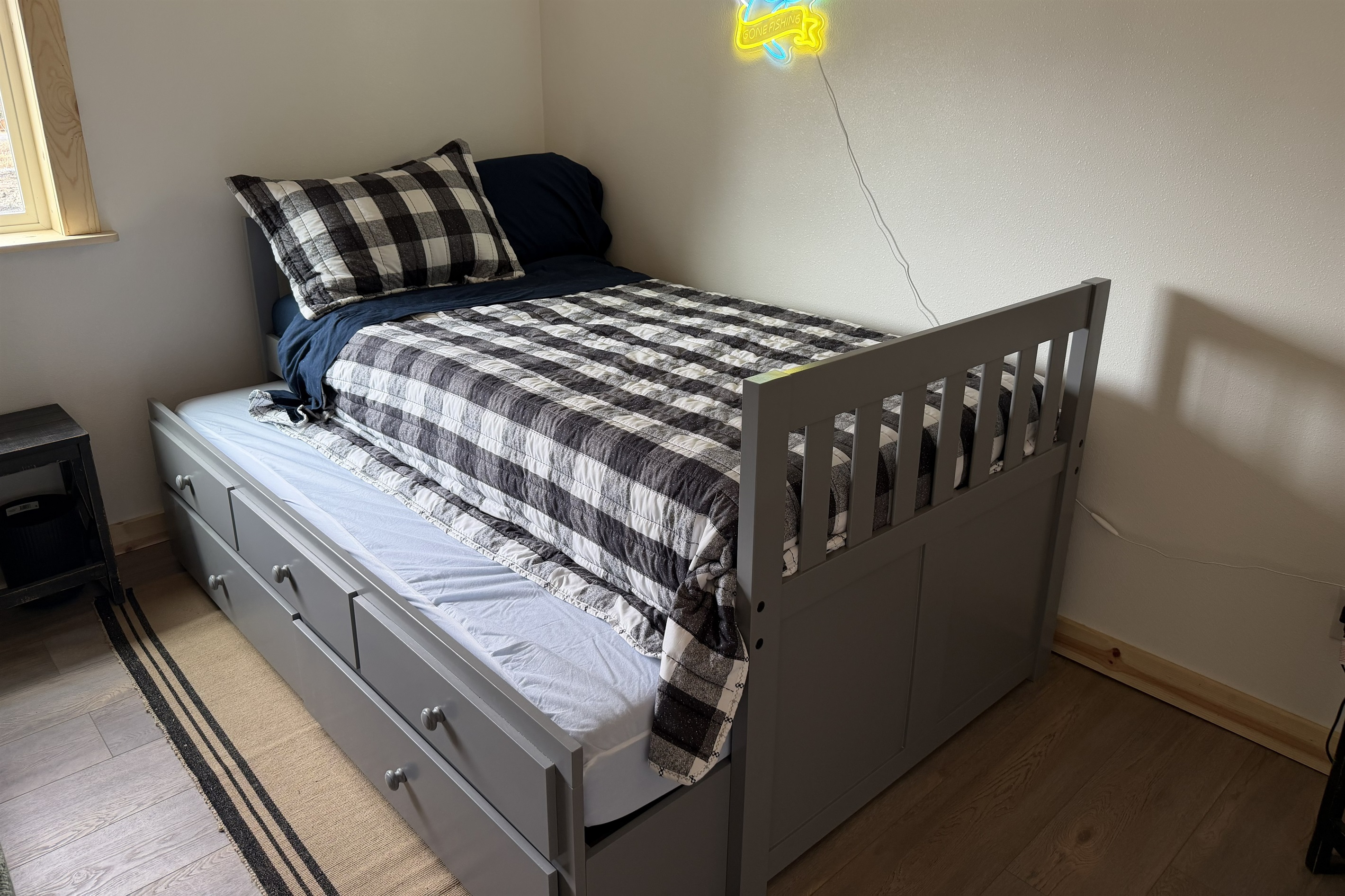 Loft - additional twin bed with trundle bed