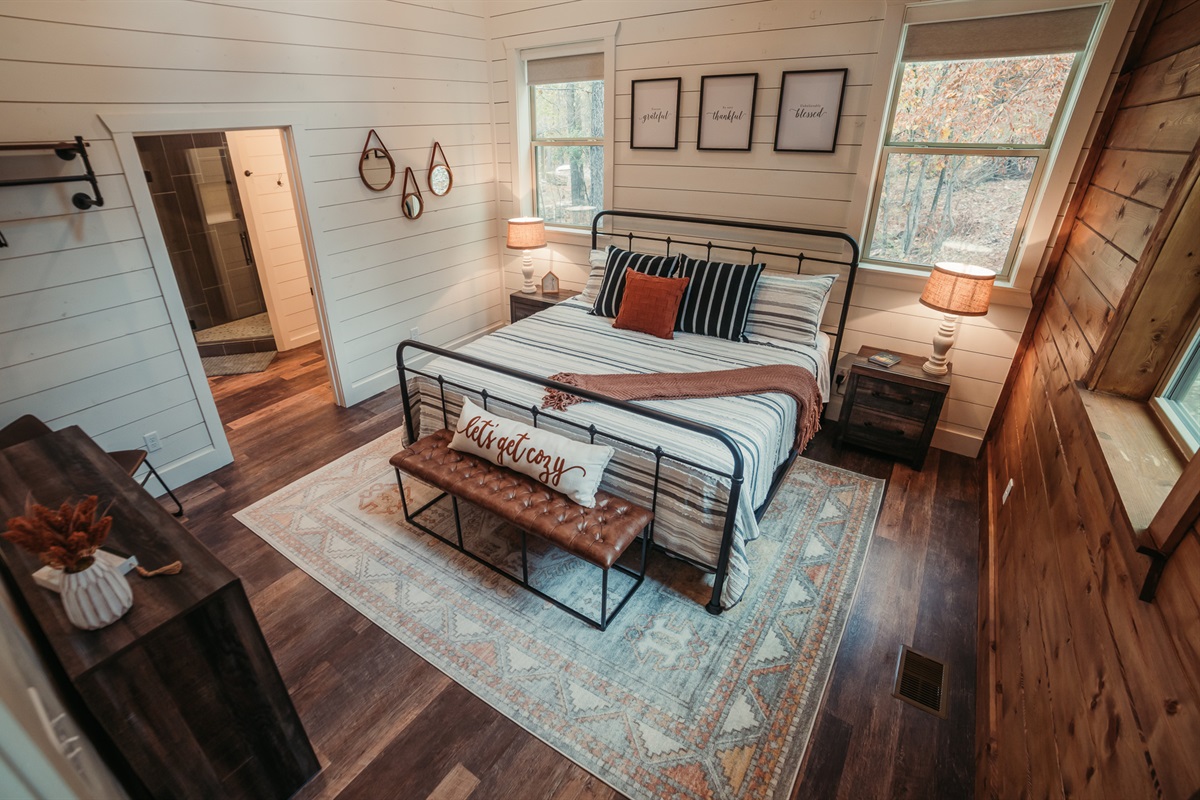 Master Bedroom 2 with King Bed