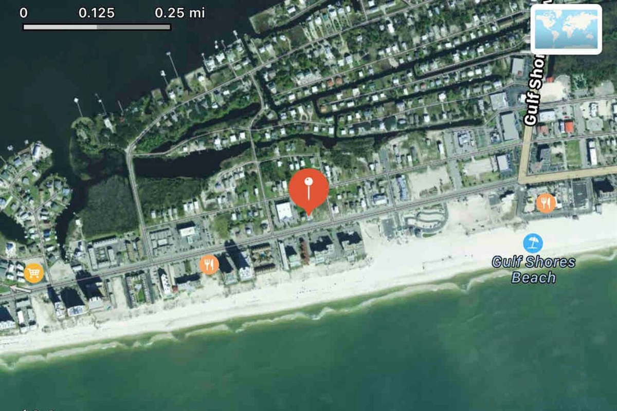 Right in the heart of Gulf Shores!within walking distance to the beach and many restaurants and shops!