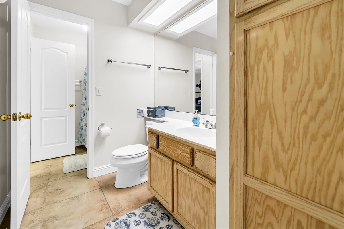 Jack-n-jill bathroom