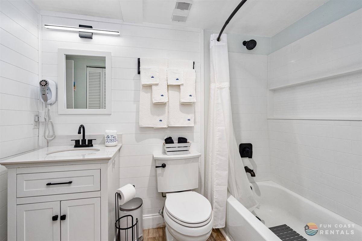 Full Bathroom