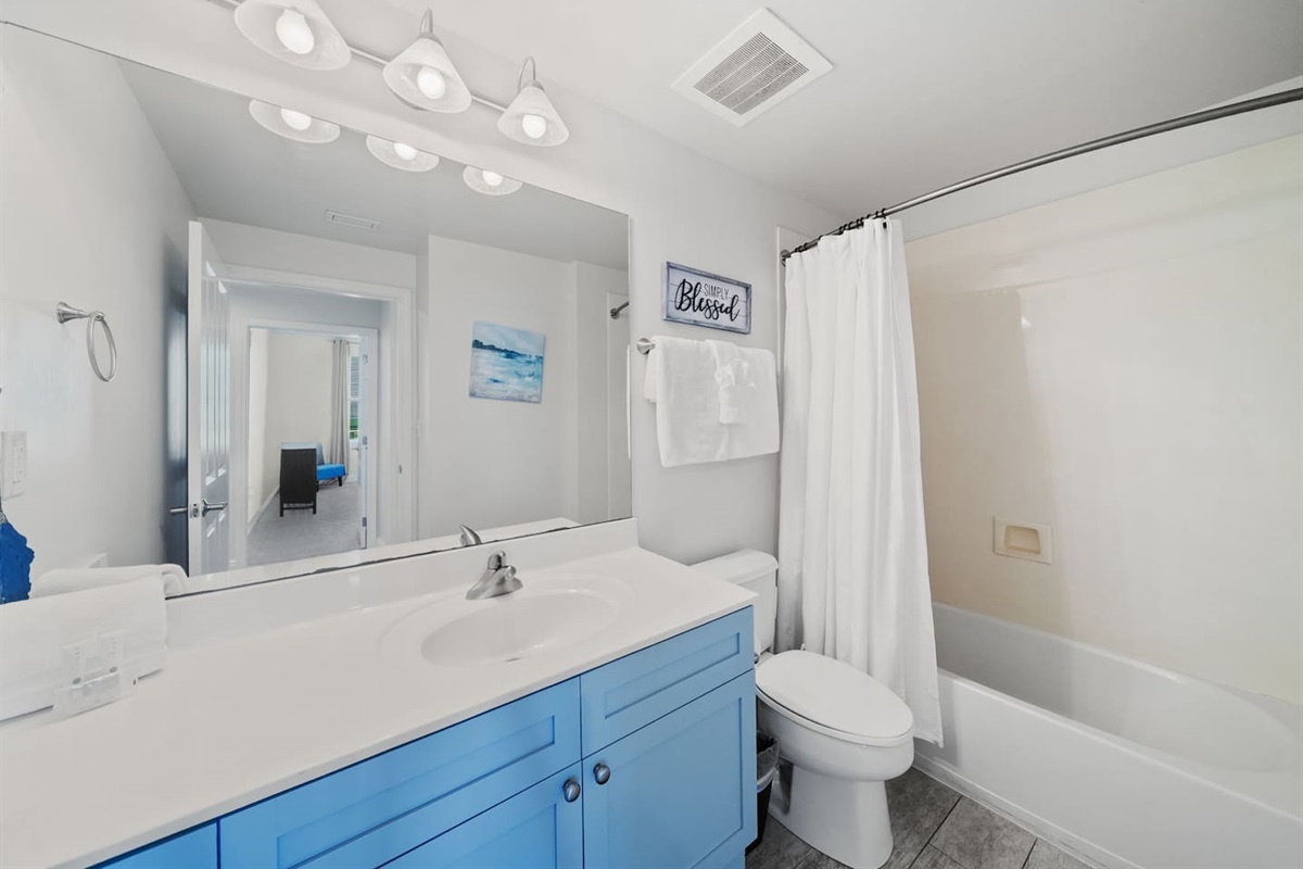 Shared hallway bathroom.