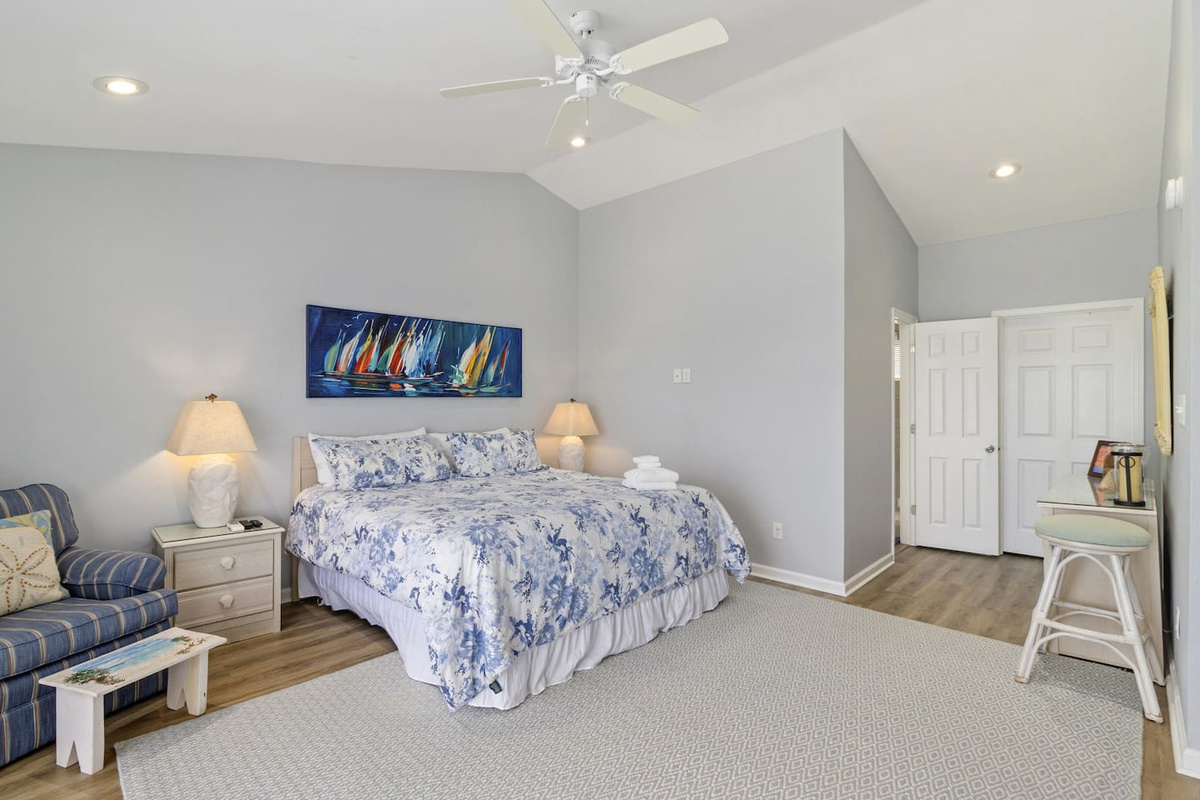 Spread out in the king master suite &mdash; there's space to breathe, storage to unpack, and the Gulf just past the balcony door.