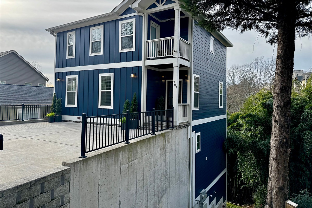 Perched in the sky, this home gives you a birds eye view of Northshore and beyond!