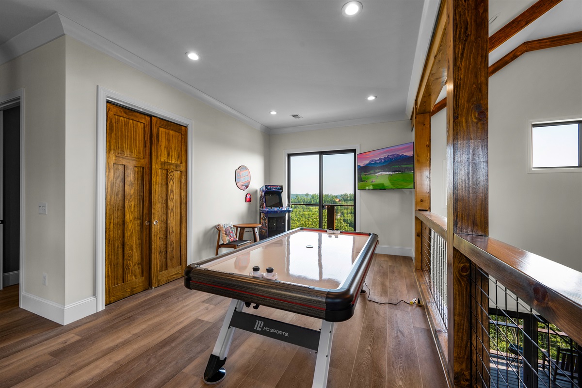 Air Hockey and Arcade