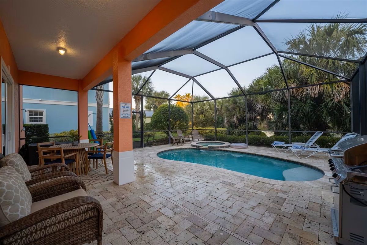 Your own private poolside oasis 🌴
Relax in the screened-in pool and spa, grill under the covered patio, and enjoy plenty of space for lounging, dining, and soaking up the Florida sunshine.
