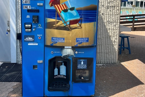 Ice and Water Machine next to Snack Shack