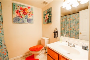 Where self-care meets serenity. Our bathroom is a canvas of comfort, inviting you to unwind and rejuvenate in style. 🚿✨ #BathroomEscape #RelaxRenew