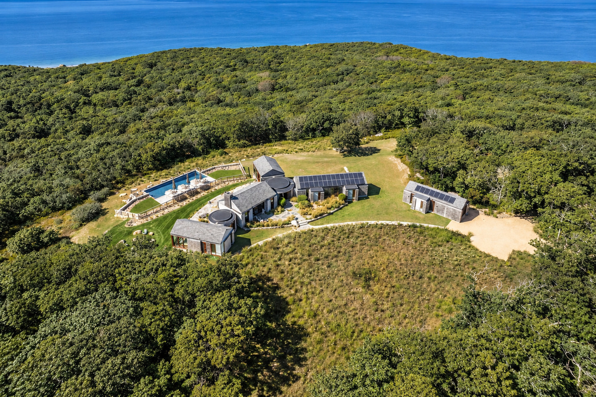 Aerial view of the estate and Vineyard Sound