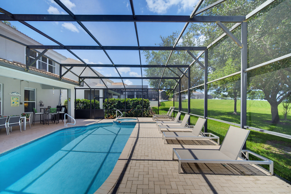 Extended pool deck w/ plenty of loungers