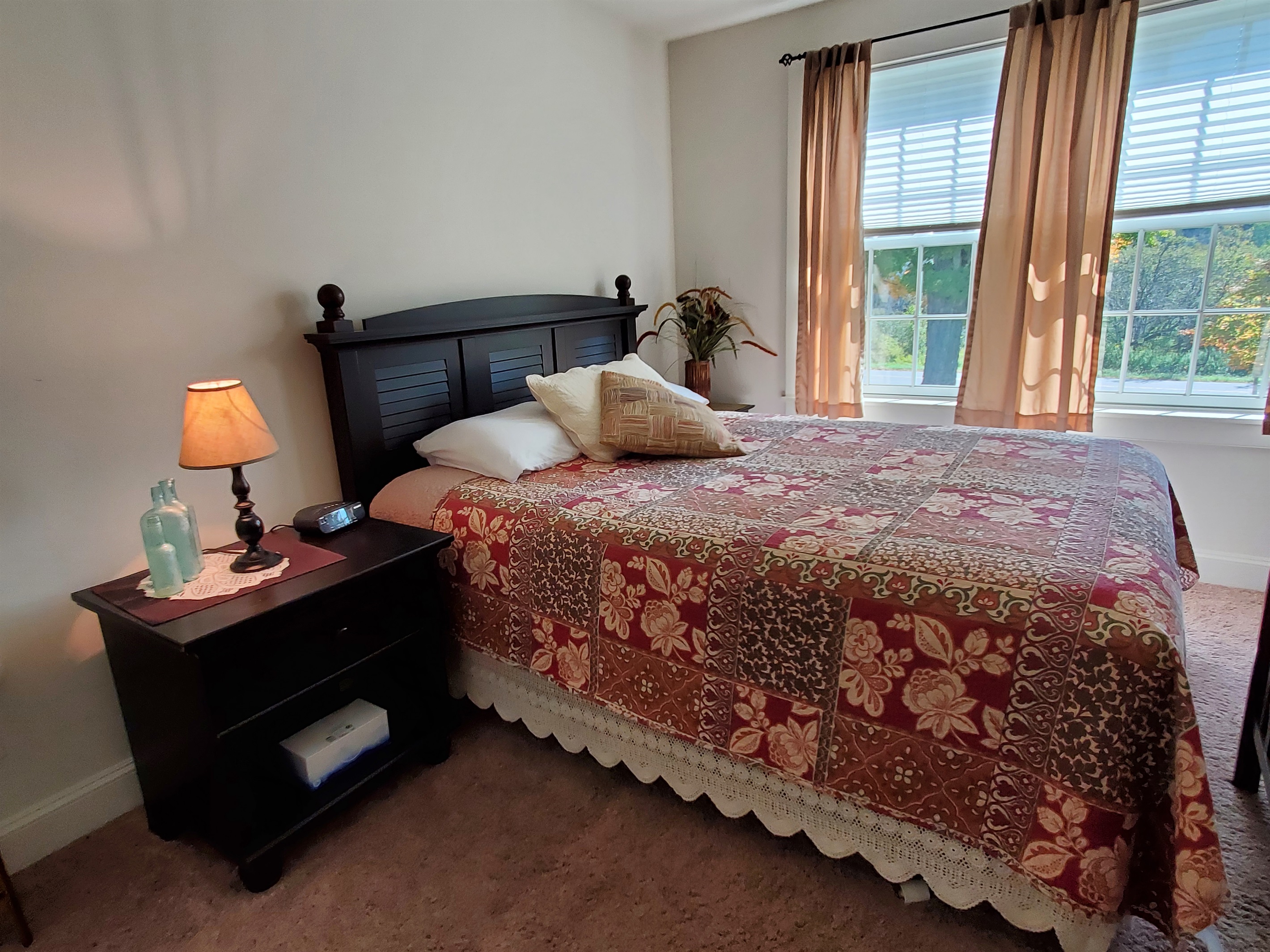 Queen #1 bedroom