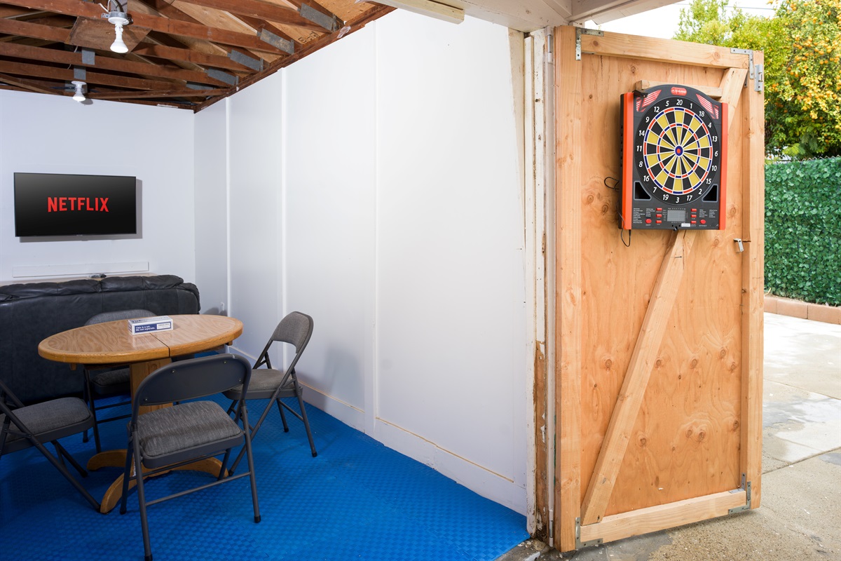 Bonus detached space for work or casual use