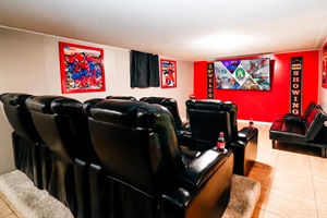 Immerse Yourself: Cozy Up in our Theater Room for an Unforgettable Experience 🎬🍿