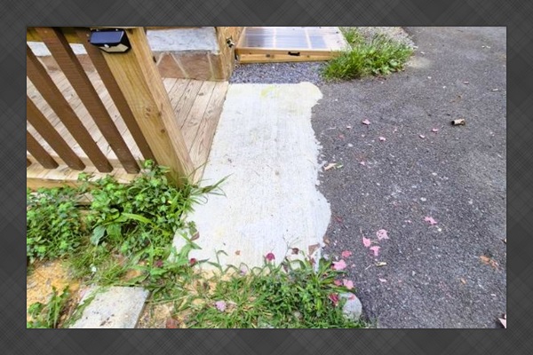 1 Step-free path from parking area