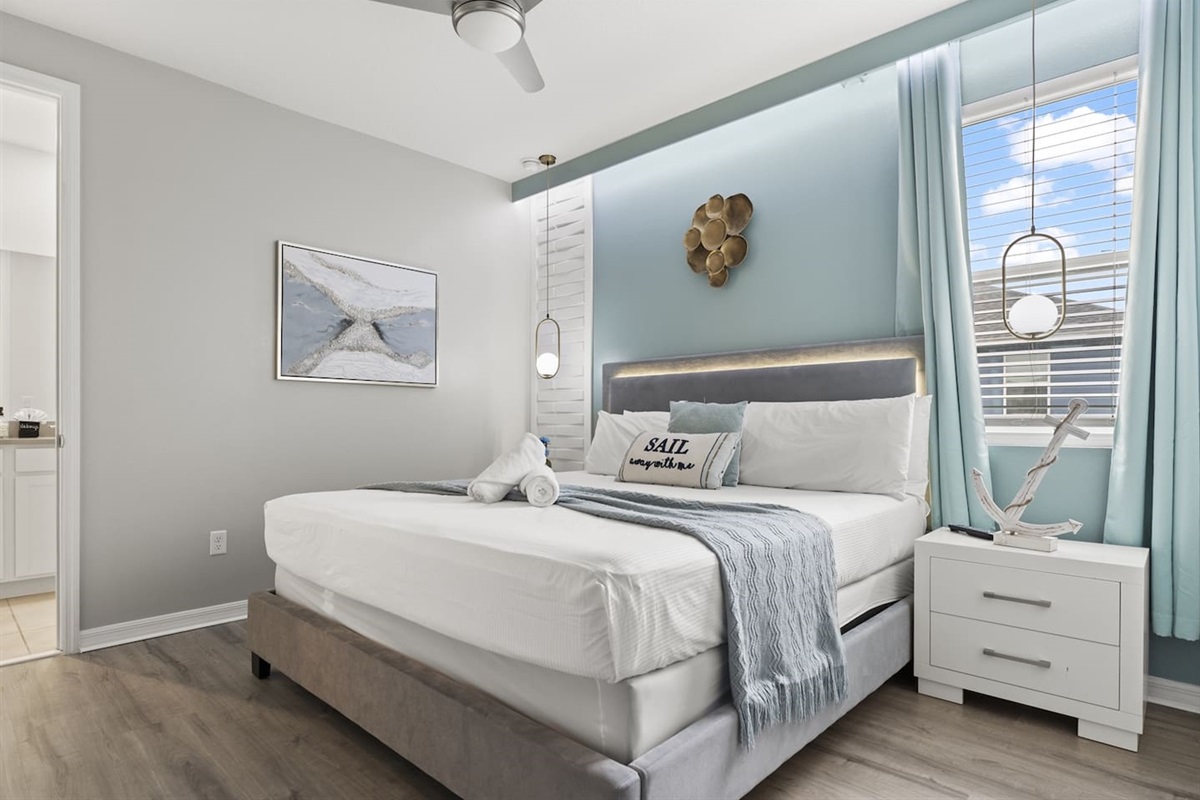 Lower Floor King Bedroom green sail room