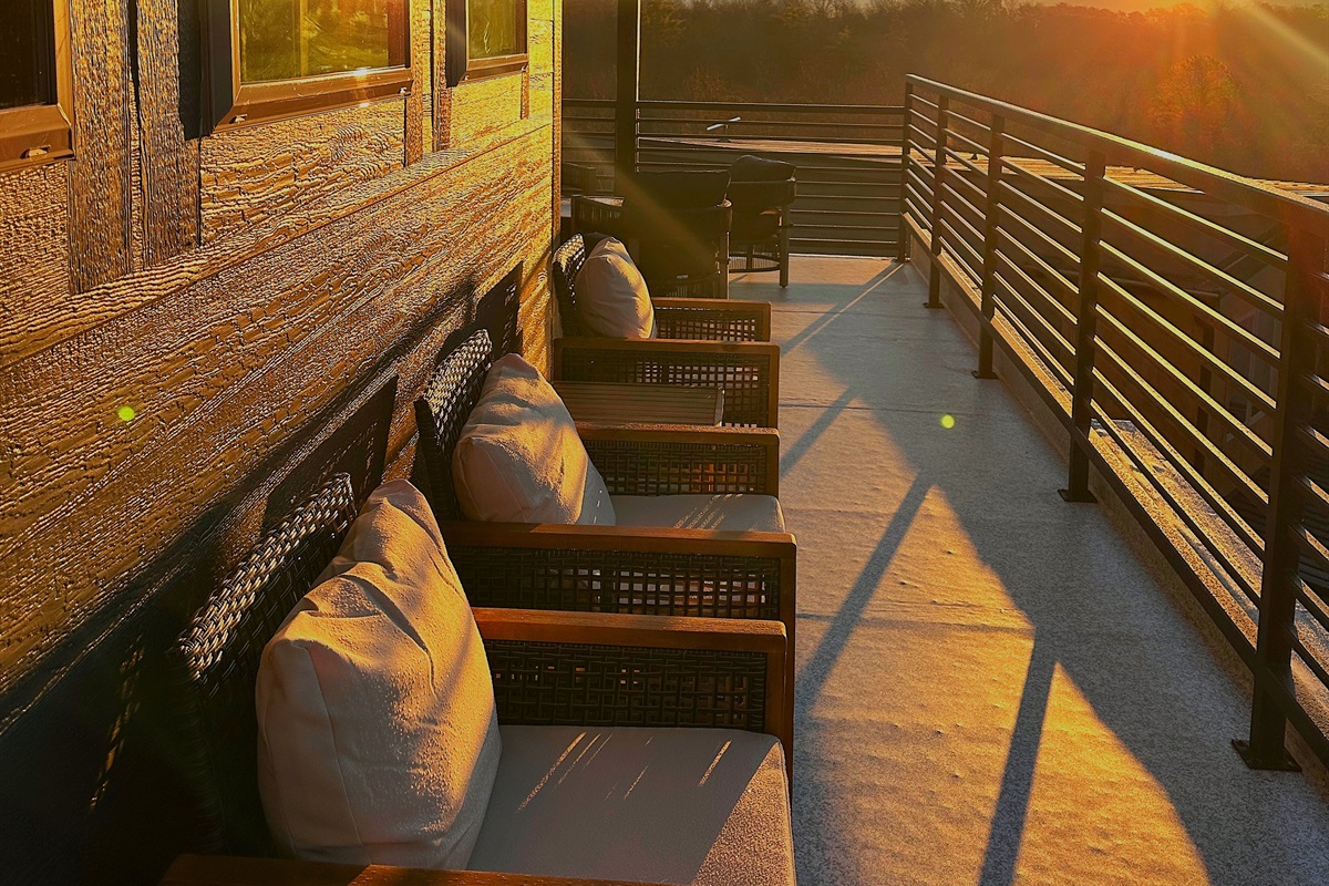 Floor 4 - Rooftop Deck: Meditation Area