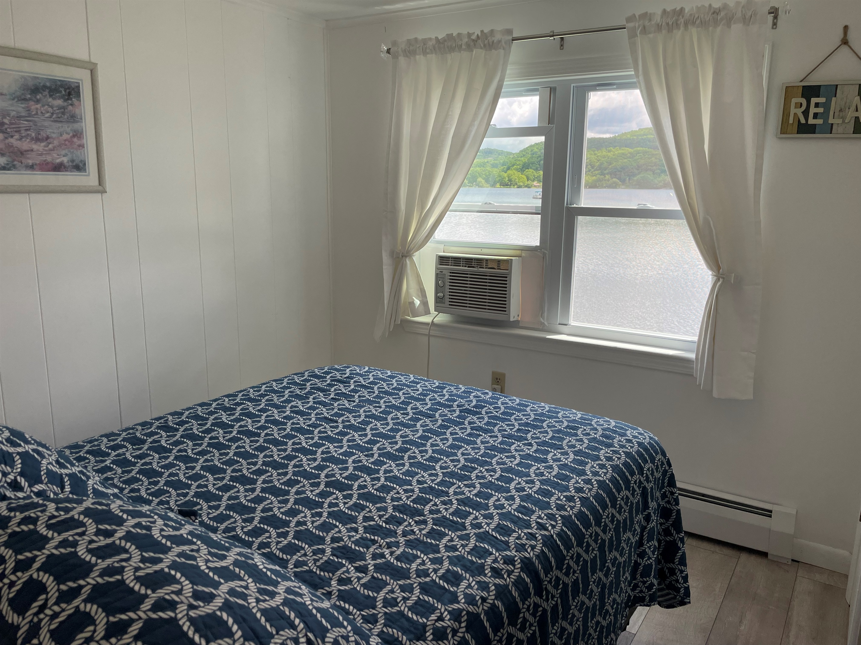 1st floor Double bed