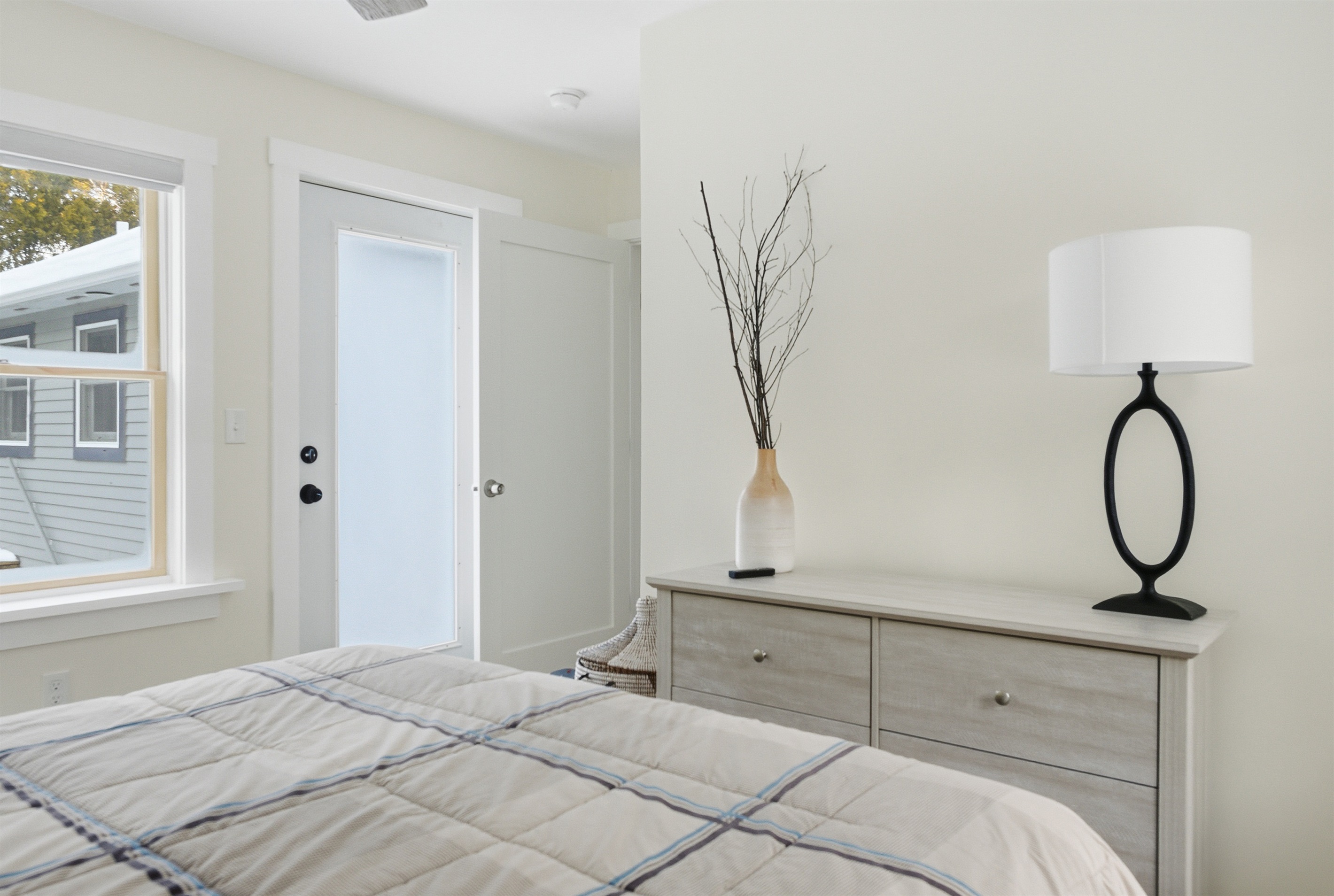 Back Primary Bedroom - Exit to Back Yard