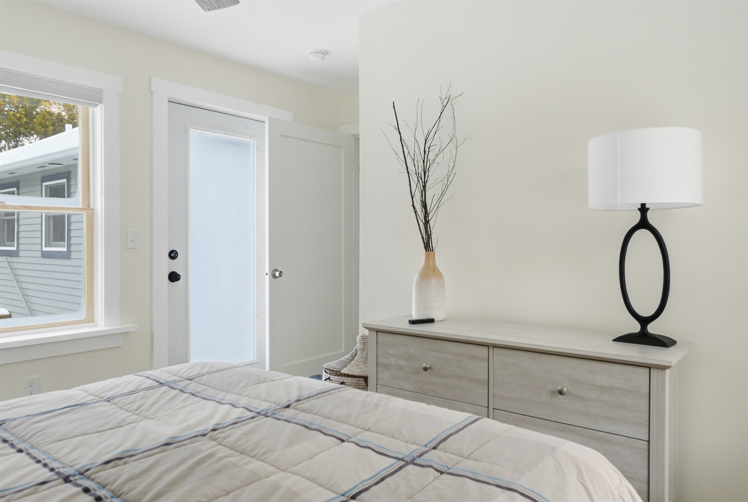 Back Primary Bedroom - Exit to Back Yard