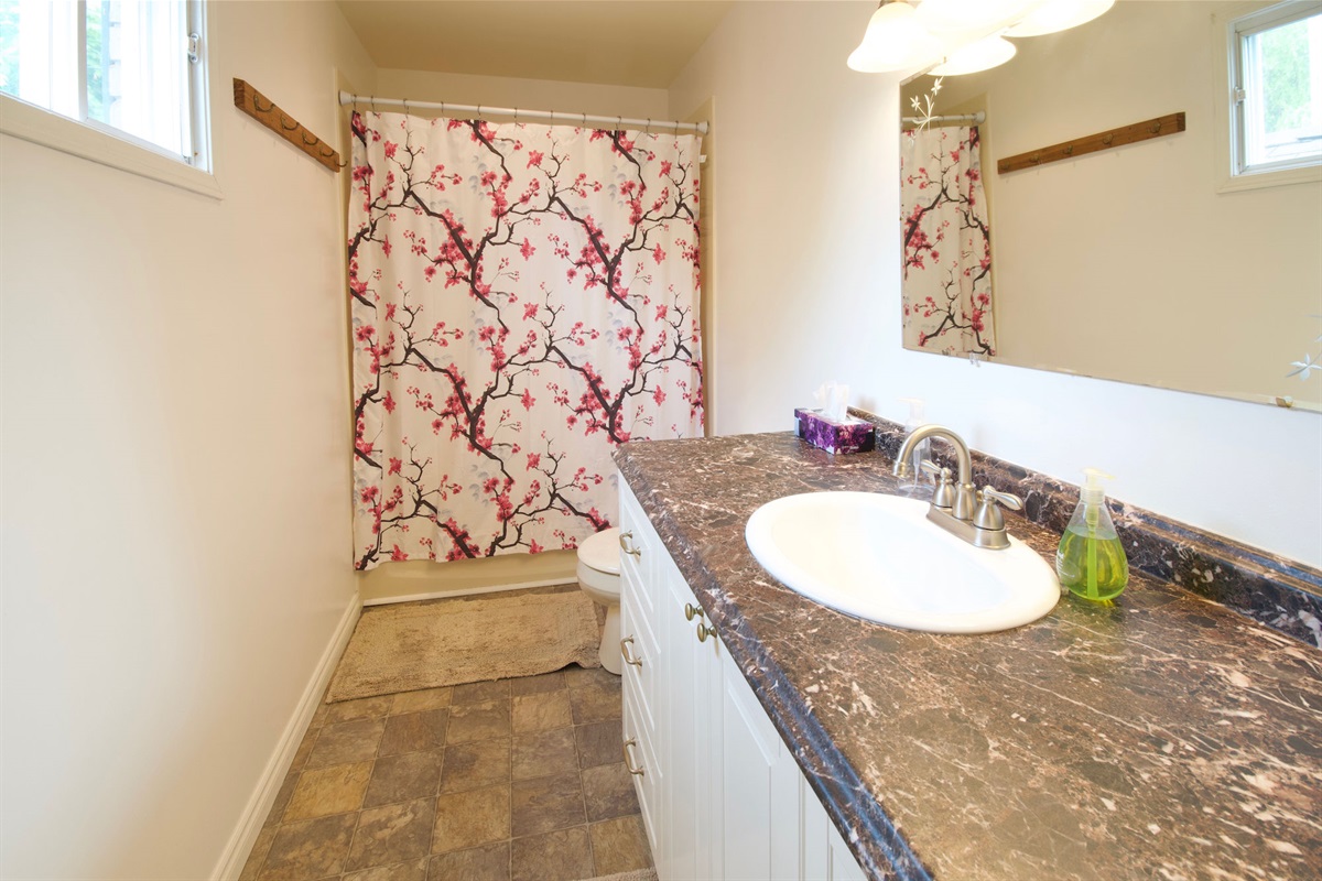 e8cc7876ad854173a7f1b09472ff7248 Large