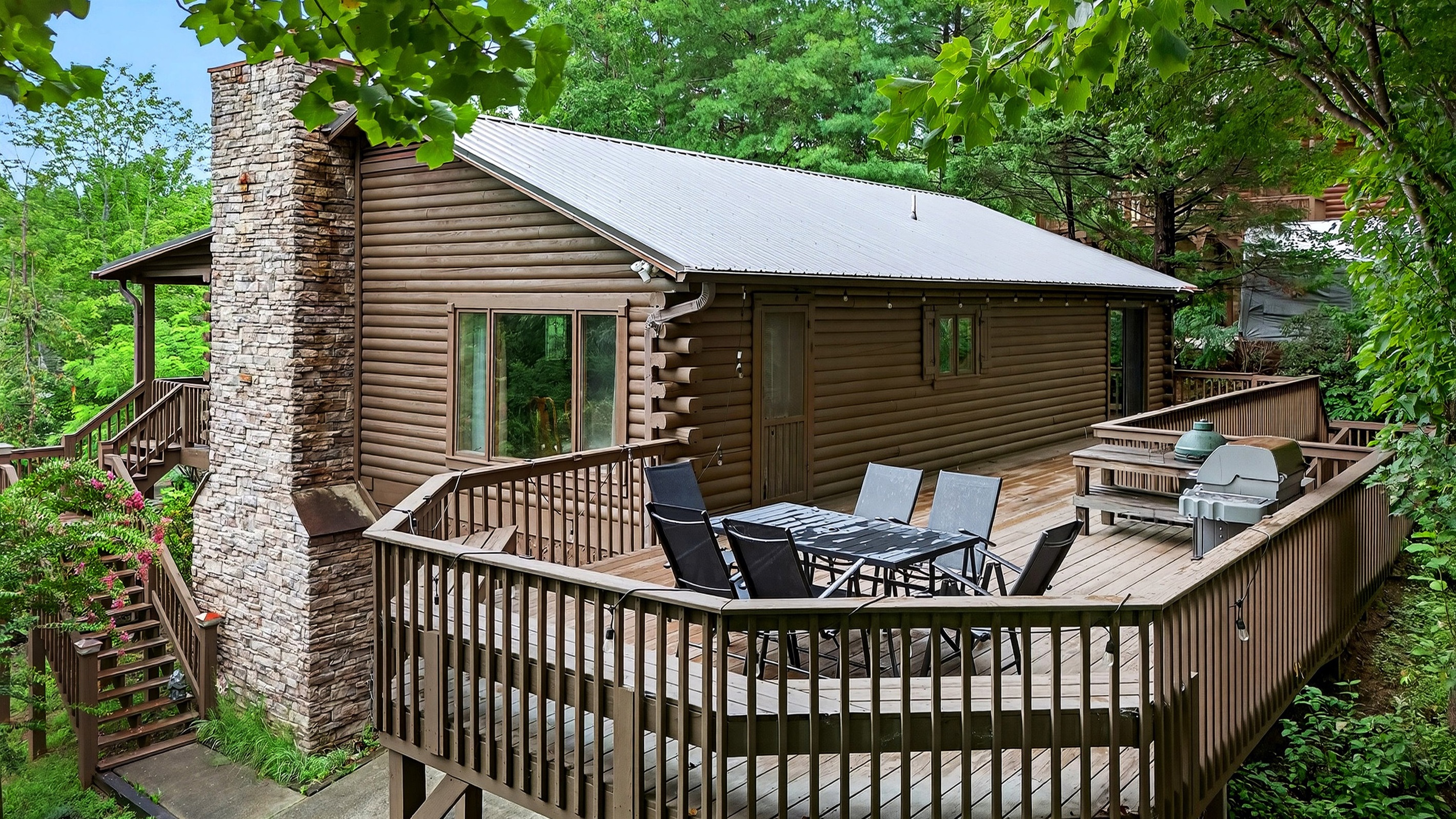 Plenty of seating on the deck