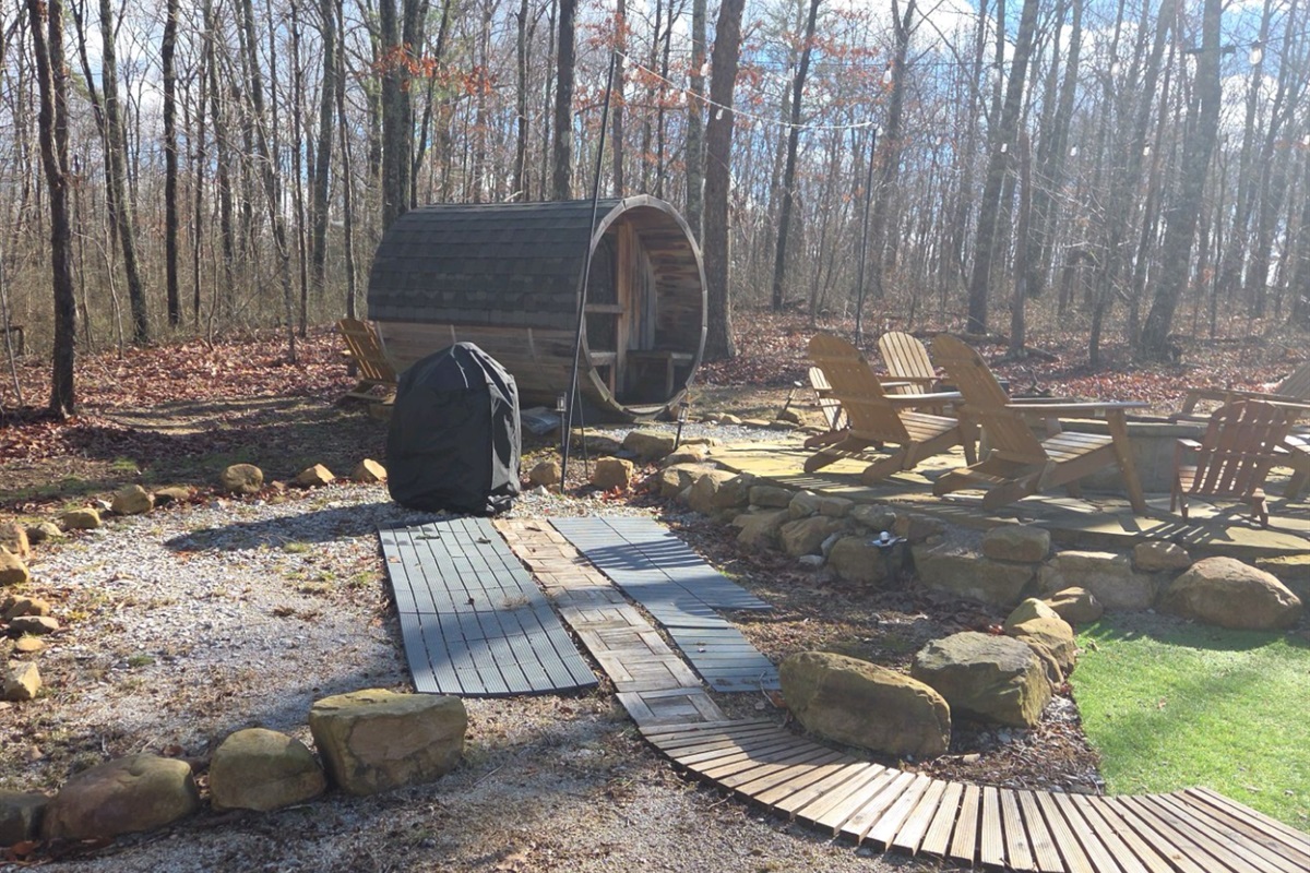 Note: The outdoor grill is a charcoal grill.