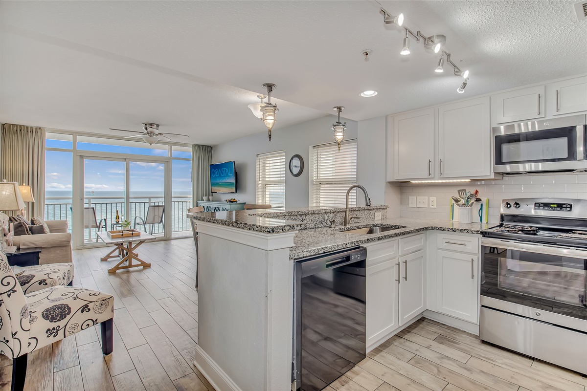 Cook and dine in coastal elegance!