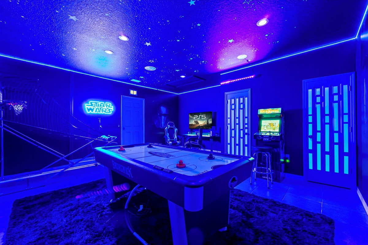 Experience the Force! Play air hockey, shoot hoops, or game on the PS5 in this galactic lounge.