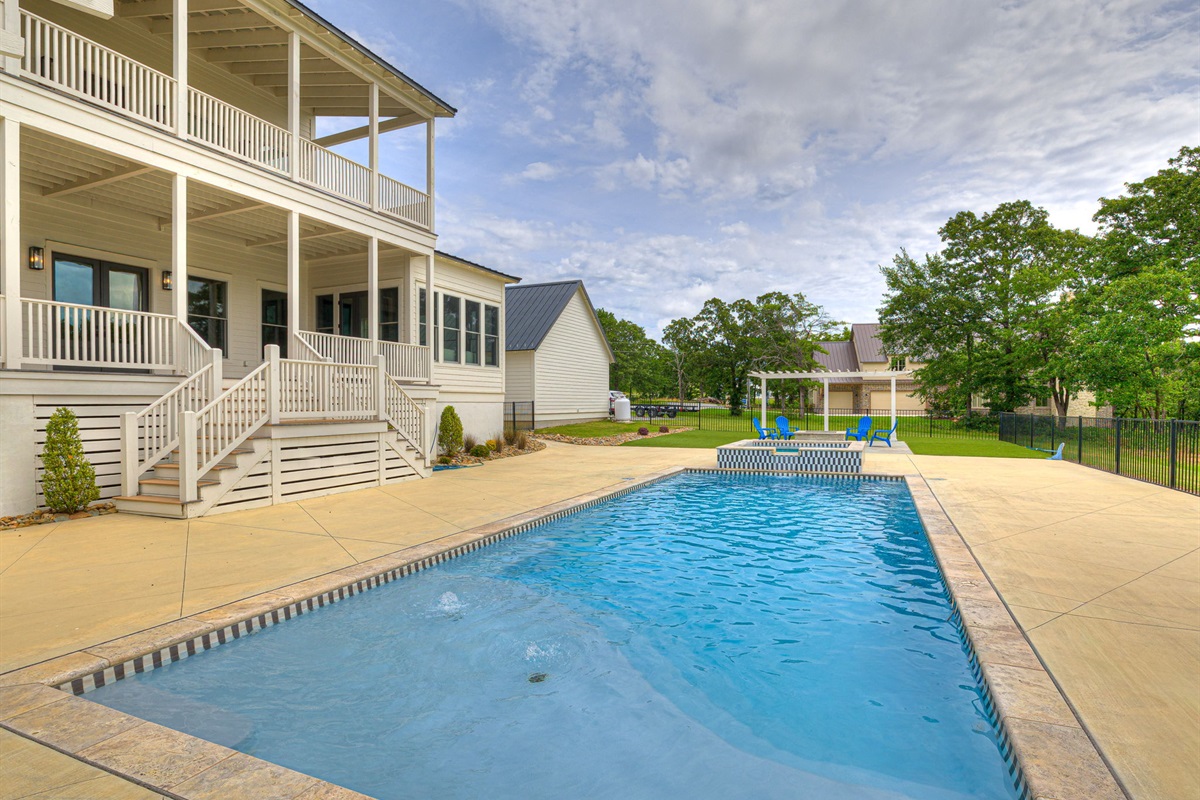 Backyard & Pool