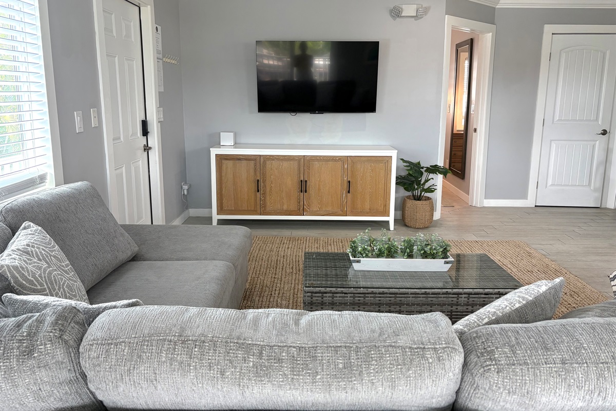 Vista (upper unit) Living Room