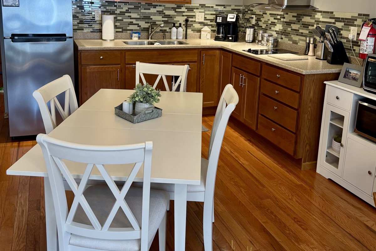 Kitchen, open concept high ceilings loft style kitchen living room 