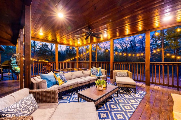 Enjoy comfy outdoor sofa set 